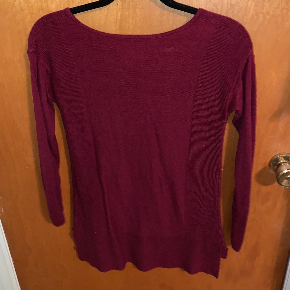 sweater - Picture 3 of 3